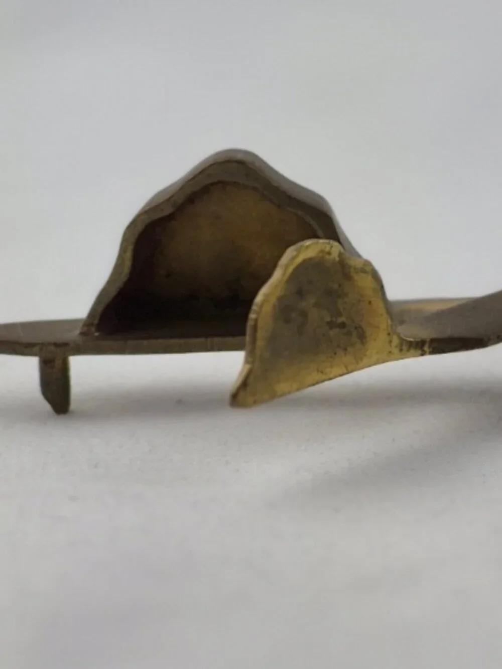 Vintage Brass Scissor-Style Candle Snuffer Extinguisher Feet Footed
